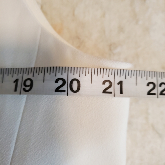 Tahari Long Notched Lapel Sleeveless Blazer Jacket Vest, XL, White - Picture 9 of 13